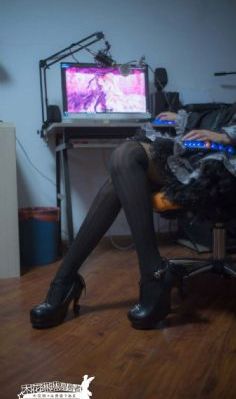 双人浴缸做运动_720动漫在线观看