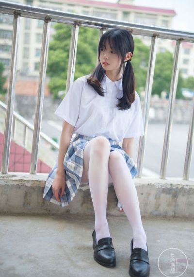 年轻胸大的阿5_4K手机在线看